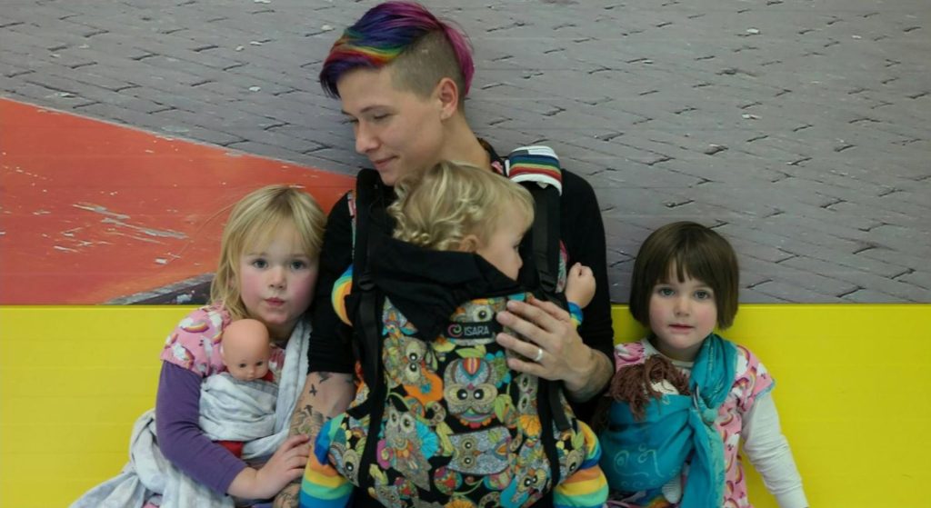 Wrap you in love in the airport with her children Isara Blog